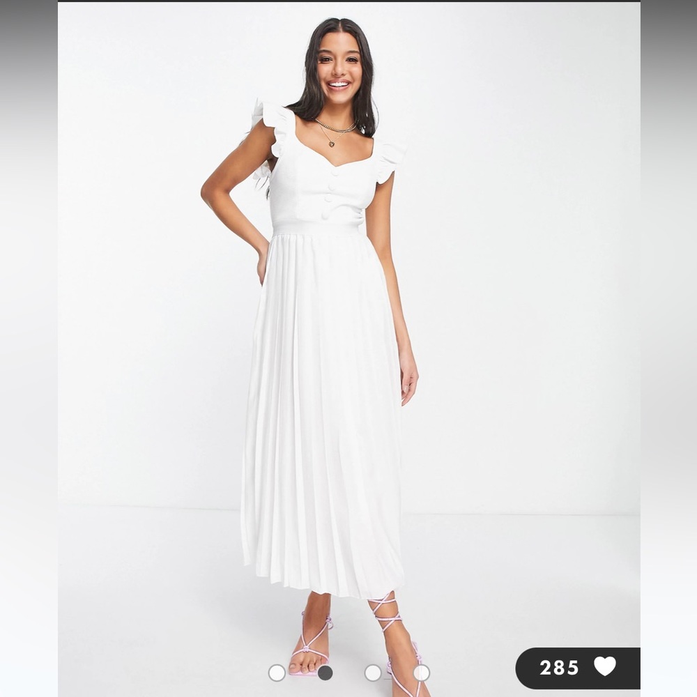 Like new, Little Mistress white dress size 6
